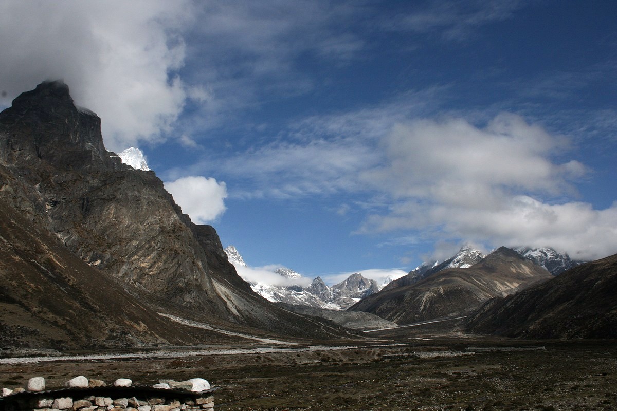 2f69c52934eff4b263e8844de61a23a8_1492069