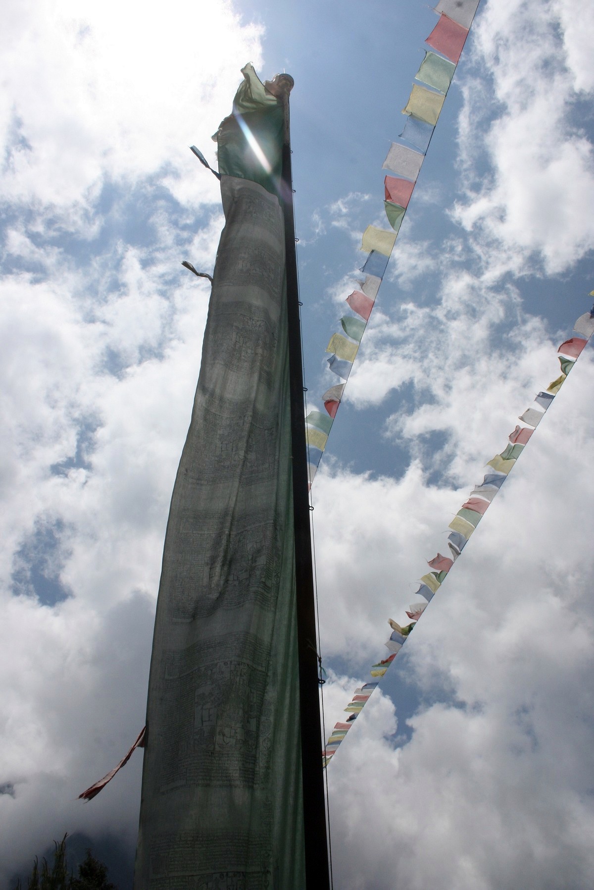 2f69c52934eff4b263e8844de61a23a8_1492069